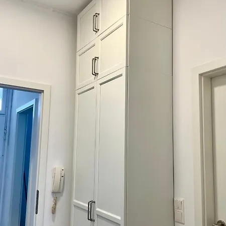 Apartamento Modernes Mit Direkter Anbindung Zur Und Messe